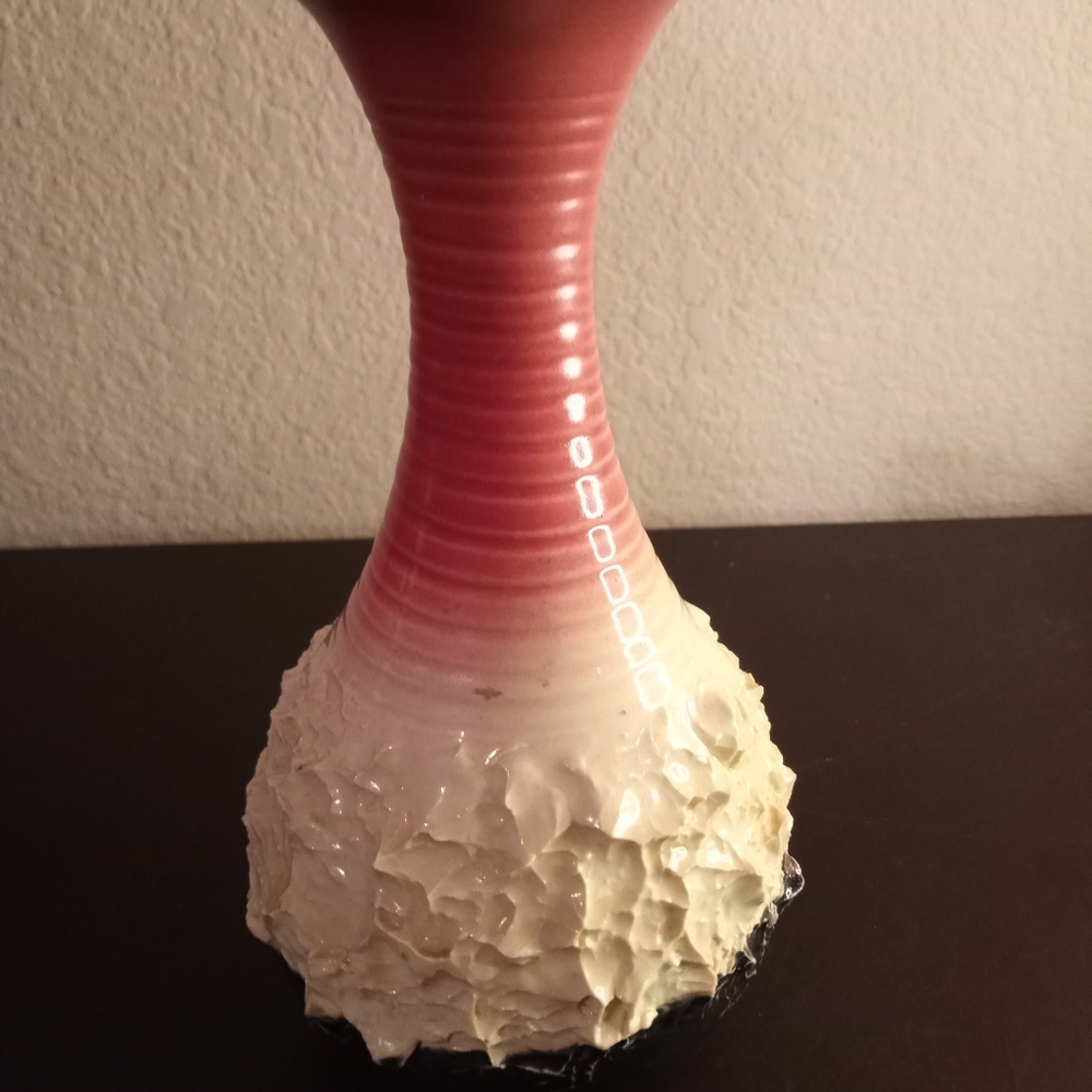 Signed Dryden Arkansas Pottery 8" Textured Glazed Vase